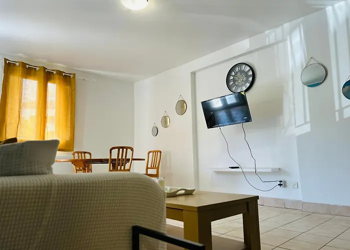 2eme Dans 2 Proche Mer, Centre-ville Et Commerces Hostal *